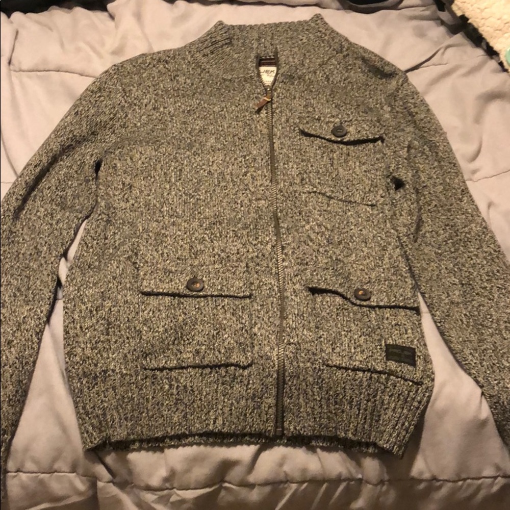 Zip up sweater